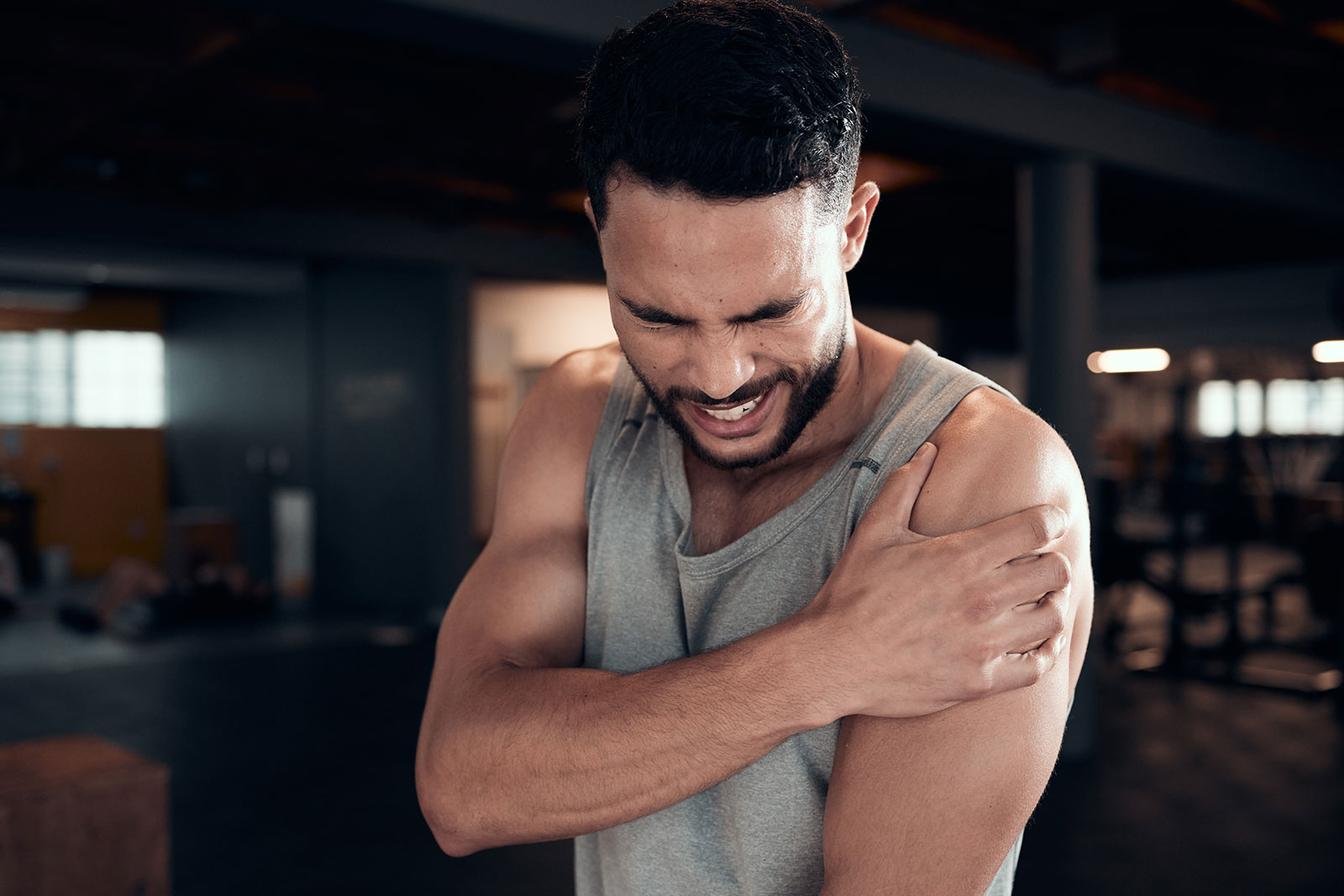 Person with biceps tendon pain